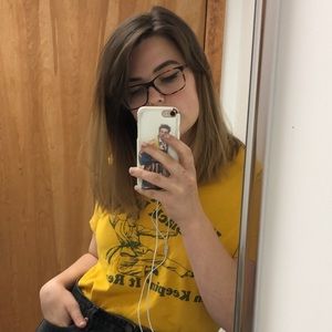 Meet your Posher, Gena